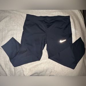 Nike XL crop running pants